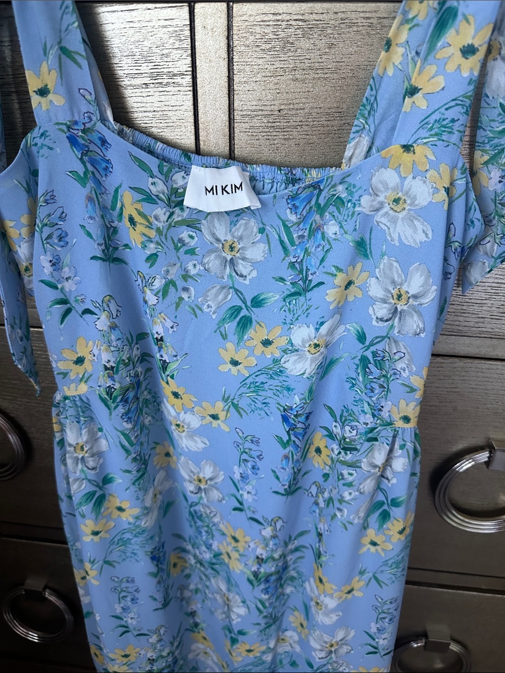 🛍️SALE🛍️ YUMI KIM Iliana Light Blue Floral Tie-Shoulder Maxi Dress - Picture 6 of 6